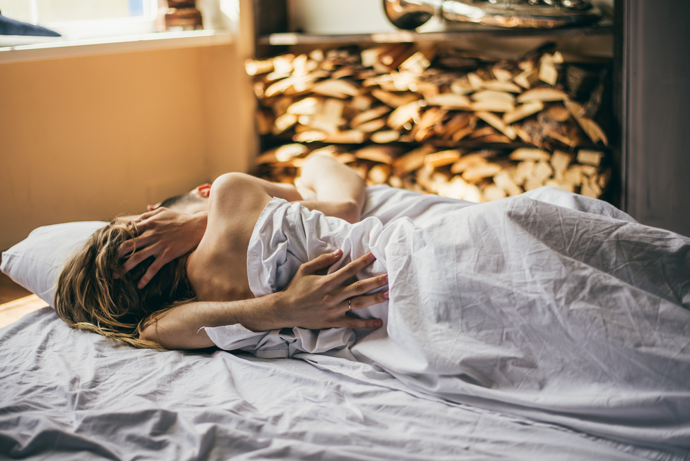 Über diese Dinge solltest du mit deinem Partner sprechen, bevor ihr das erste Mal miteinander schlaft Über diese Dinge solltest du mit deinem Partner sprechen, bevor ihr das erste Mal miteinander schlaft