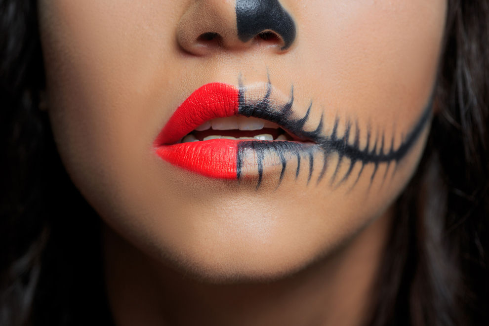 Die 5 coolsten Halloween Make-Ups easy nachgeschminkt
