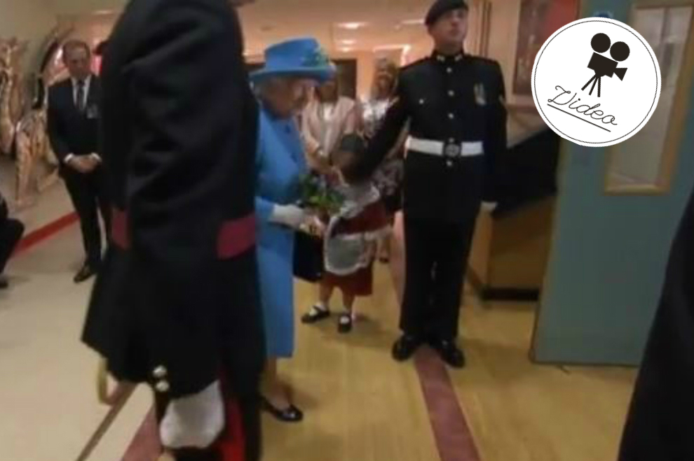 Soldat ohrfeigte bei Queen-Besuch ein Mädchen