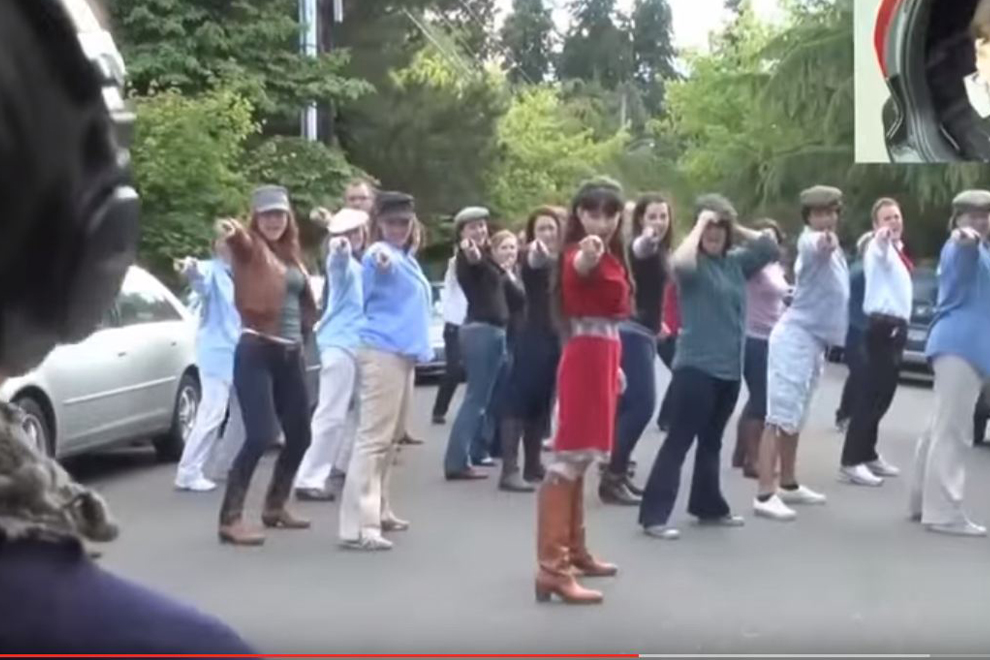 Dieser kreative Flashmob-Antrag ist einfach genial!
