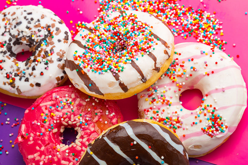 Der Brautstrauß dieser Frau besteht aus Donuts