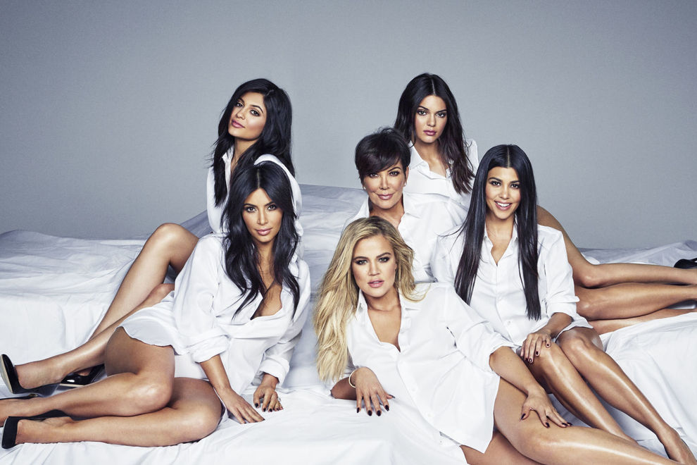 Kardashians versammeln sich für heißes Familienfoto