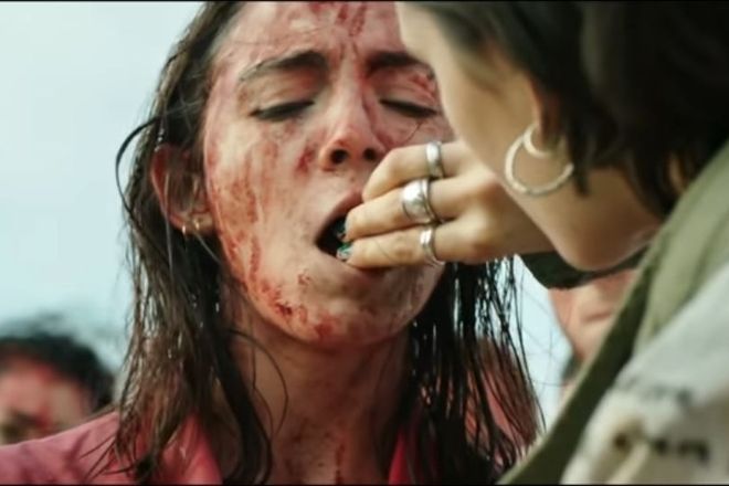 Dieser Film ist so eklig, dass die Kinos Kotztüten verteilen müssen Dieser Film ist so eklig, dass die Kinos Kotztüten verteilen müssen