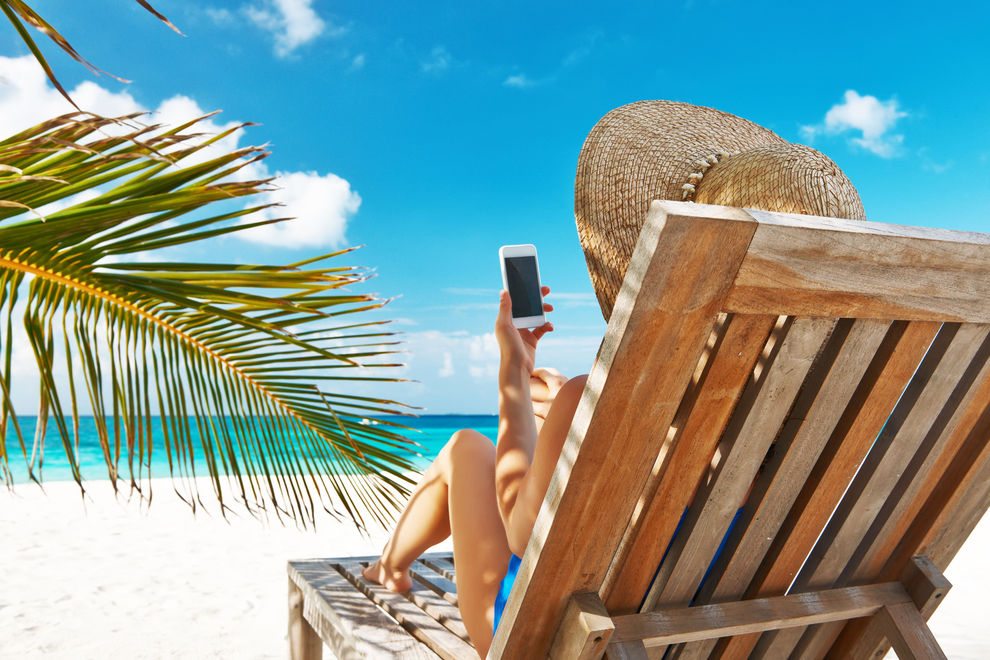 6 Dinge, die du im Urlaub mit Handy beachten solltest