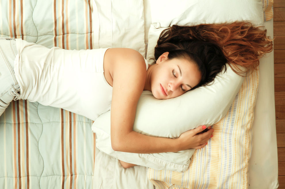 Ohne diesen Störenfried schlafen Frauen viel besser