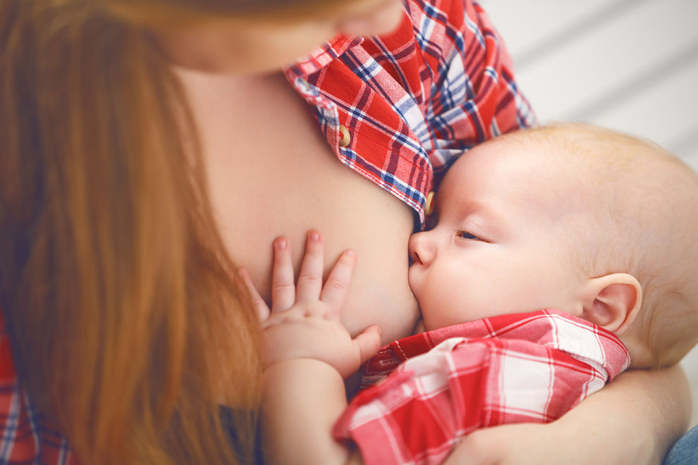 Stillende Mama wurde aufgefordert, zu gehen, dann tat sie das