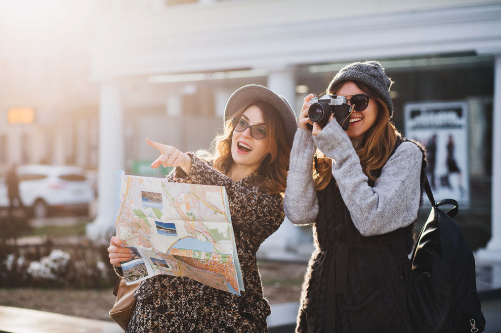 Die coolsten Destinationen für Kurzurlaub mit deiner BFF im Herbst