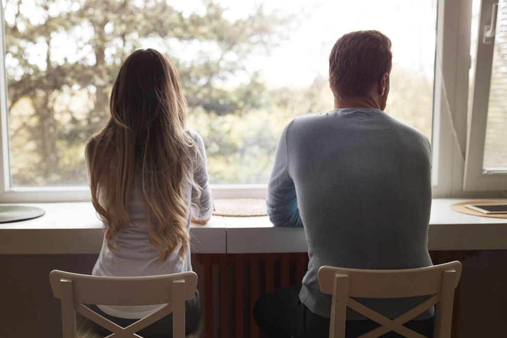 Diese 5 Dinge solltest du sagen, wenn dein Partner unglücklich ist