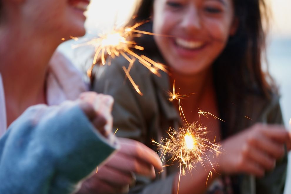 Menschen mit Schwestern sind glücklicher