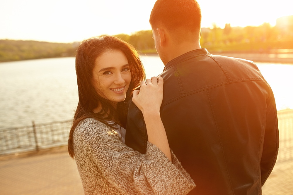 Männer lieben diese Körperstelle an Frauen und wissen nicht mal warum