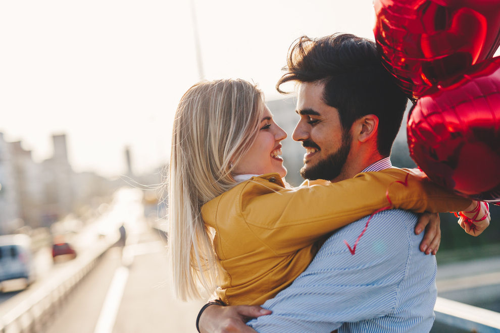 Welche der 5 Valentinstags-Paar-Typen seid ihr? Welche der 5 Valentinstags-Paar-Typen seid ihr?