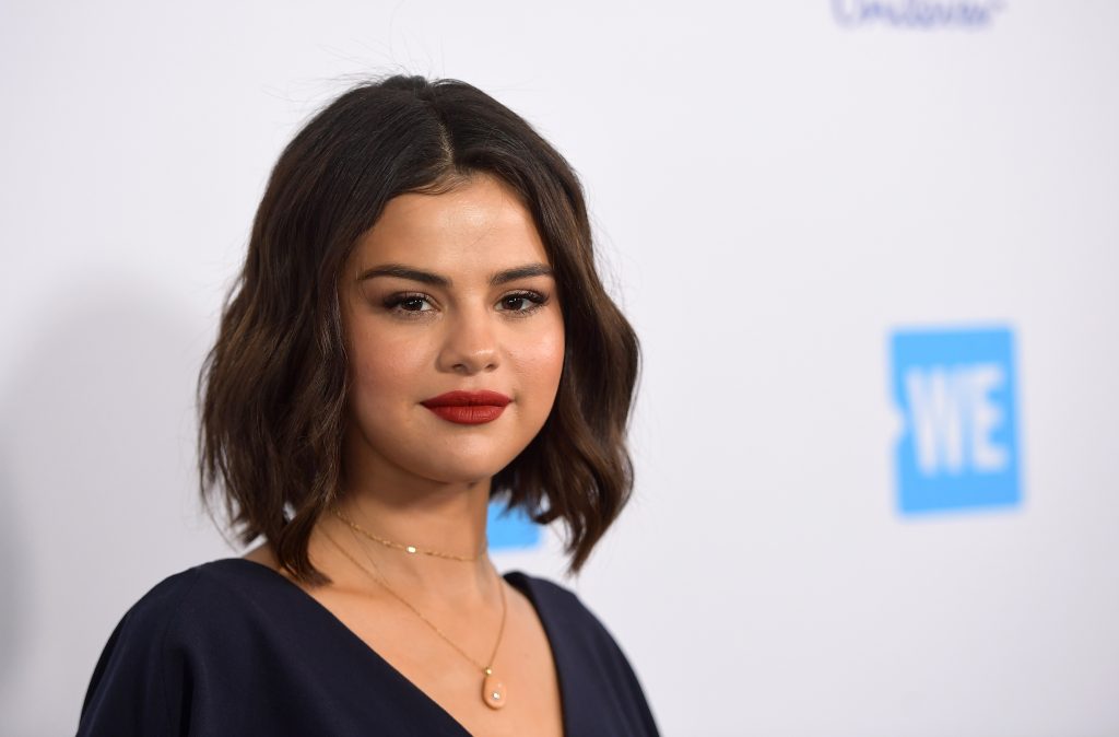 Selena Gomez hat sich eine Halbglatze rasiert