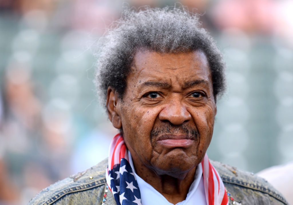 Don King: Der US-amerikanische Box-Promoter beging gleich zwei Morde. 1954 tötete er einen Mann, der versuchte sein Wettbüro auszurauben und 13 Jahre später prügelte er einer seiner Mitarbeiter zu Tode, weil er Schulden bei Don King hatte. Bei ersterem wurde er freigesprochen, weil das Gericht es als Notwehr befand. Bei zweiterem wurde er wegen Totschlags verurteilt, kam 1971 jedoch wieder auf Bewährung frei.