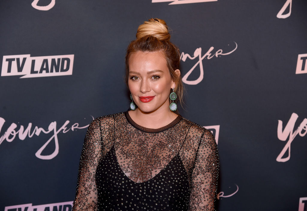 Dating mit einem mädchen namens hilary