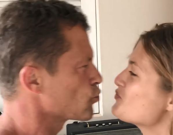 Til Schweiger küsst seine Tochter und löst einen Shitstorm aus