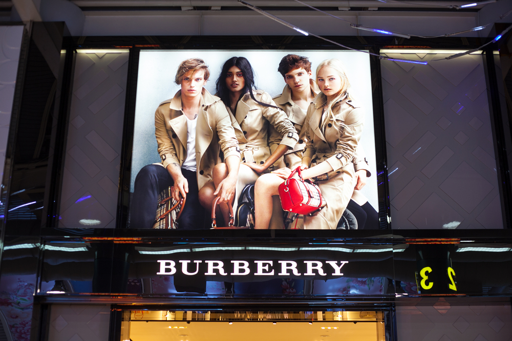 Burberry verzichtet auf Pelz und das Verbrennen unverkaufter Ware