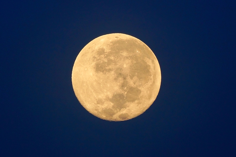 Riesiger Super-Wolfsmond erstrahlt heute Nacht den Himmel