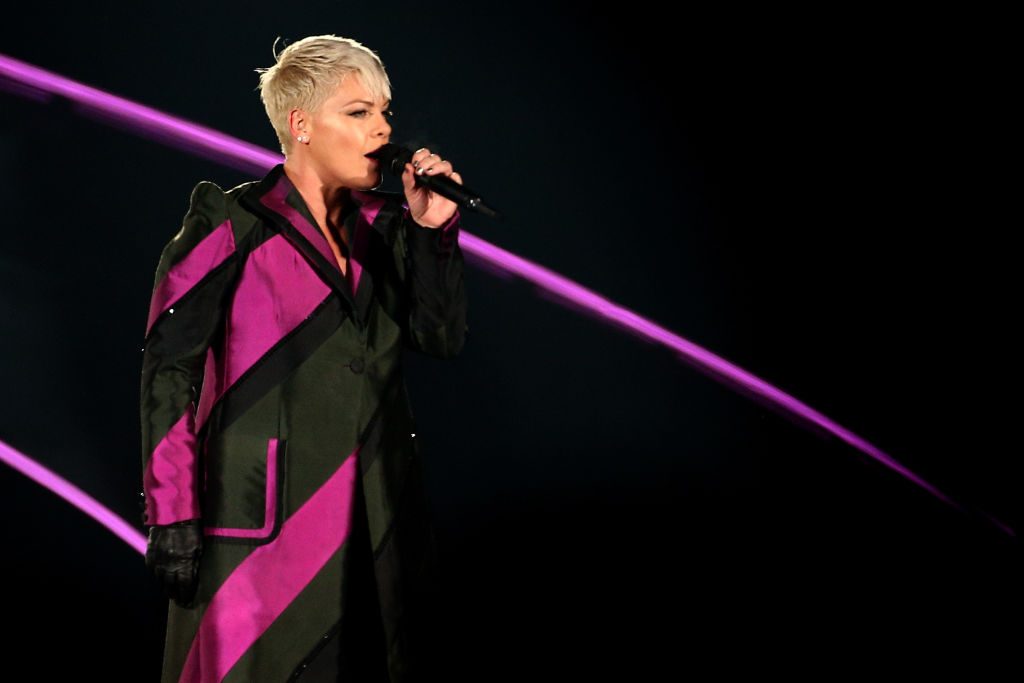 Pink erlitt Fehlgeburt mit 17 Jahren