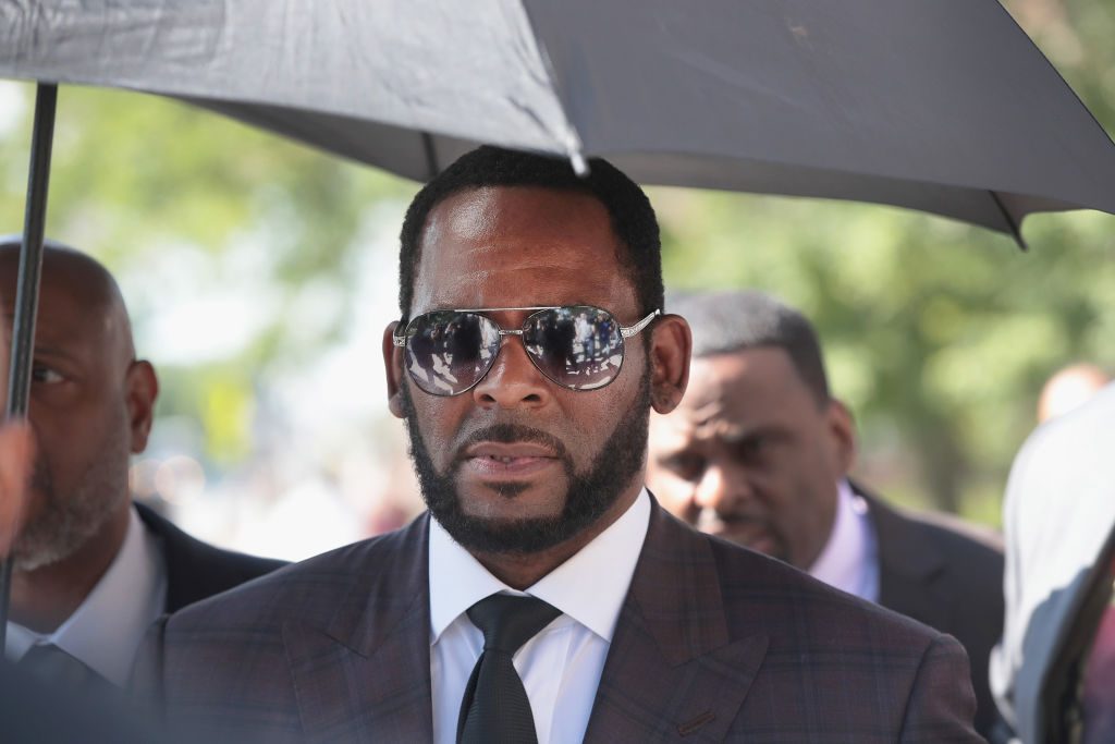 R. Kelly in Chicago festgenommen: Verdacht auf Kinderpornografie