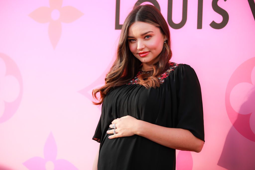 Miranda Kerr: So groß ist ihr Babybauch bereits