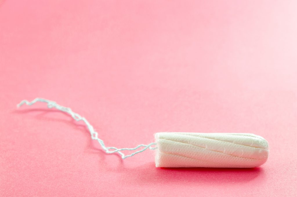 Was passieren kann, wenn eine Frau ihren Freund bittet Tampons zu kaufen
