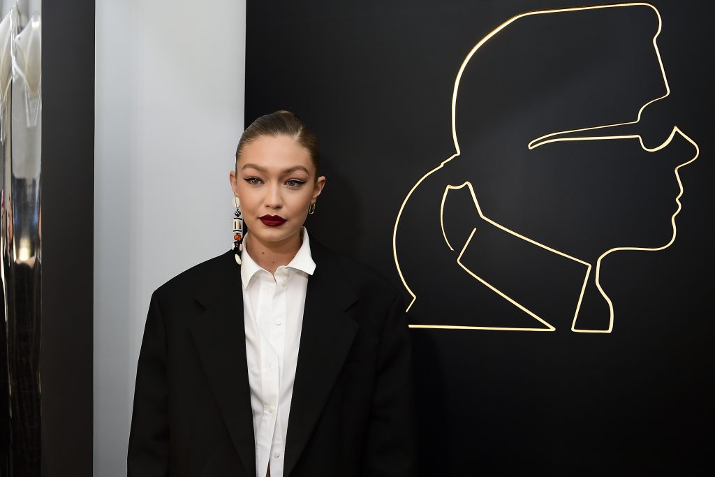 Gigi Hadid befördert Frau vom Laufsteg