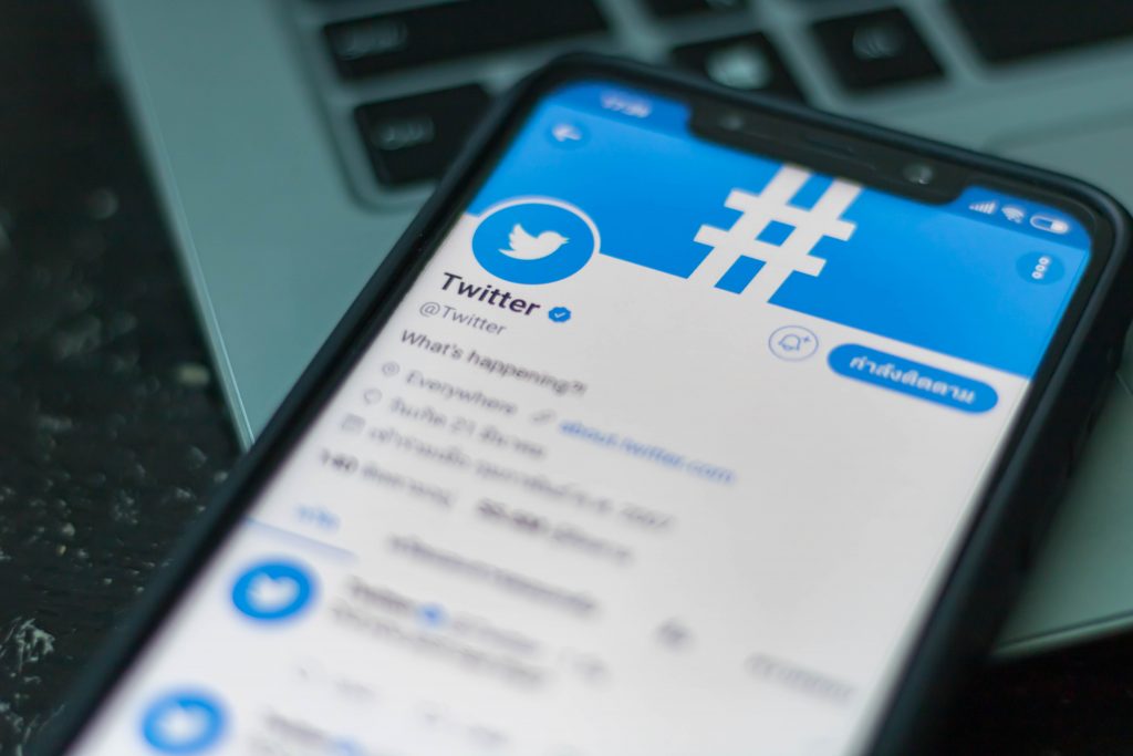 Twitter nutzt private Daten für Werbezwecke