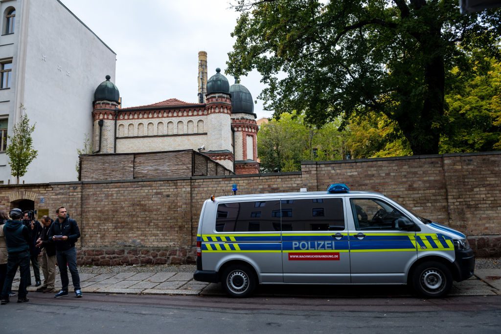 Attentat vor Synagoge: Halle an der Saale trauert