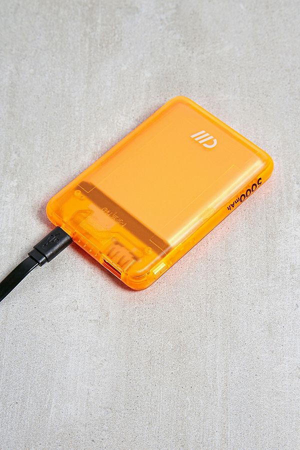 Smartphone-Addict? Immer musst du den Low-Akku-Hustle ertragen? Setz dem Jammern ein Ende und verschenke eine Powerbank. Klein, fein und obendrein noch in witziger Form.