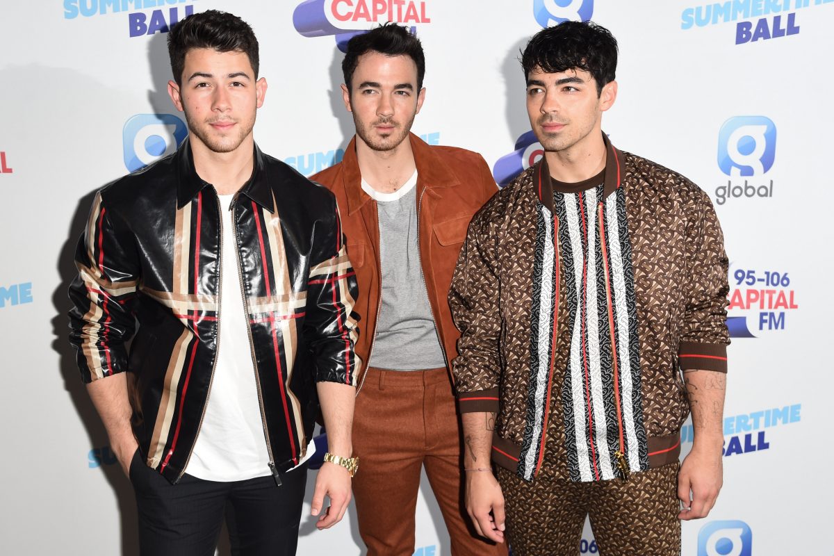 Jonas Brothers sorgen mit Kardashian-Parodie für Lacher im Netz