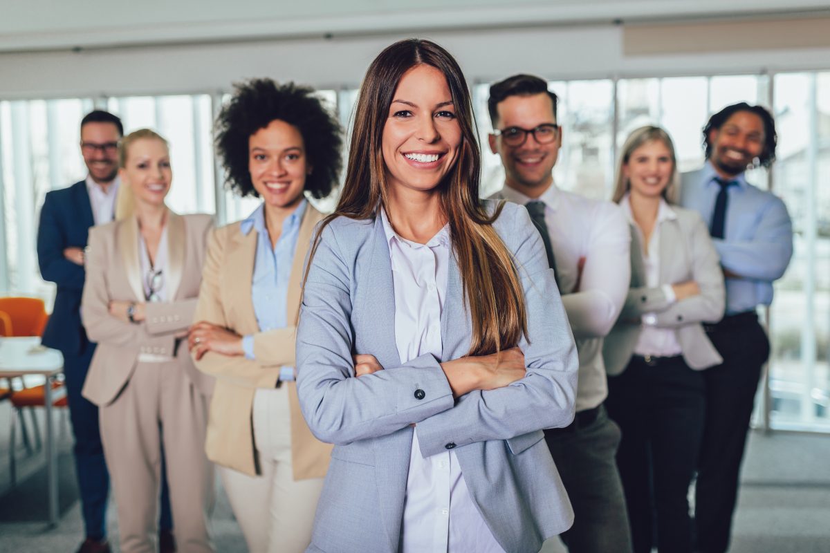 Studie: Internationale Firmen stellen mehr Frauen ein