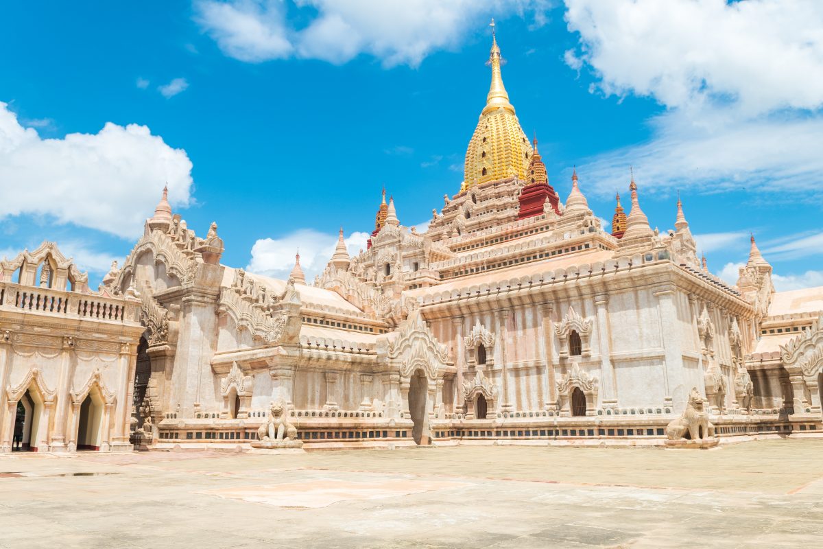 Touristen drehten Sexvideo in Tempel in Myanmar Touristen drehten Sexvideo in Tempel in Myanmar
