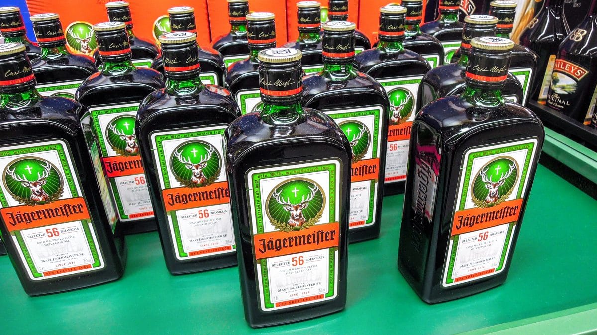 Jägermeister stellt 50.000 Liter Alkohol für Desinfektionsmittel bereit