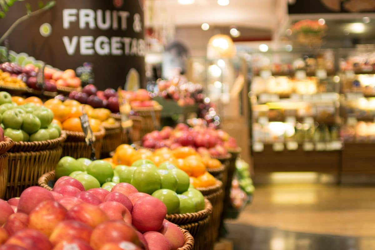 USA: Kundin hustet in Supermarkt auf frische Lebensmittel