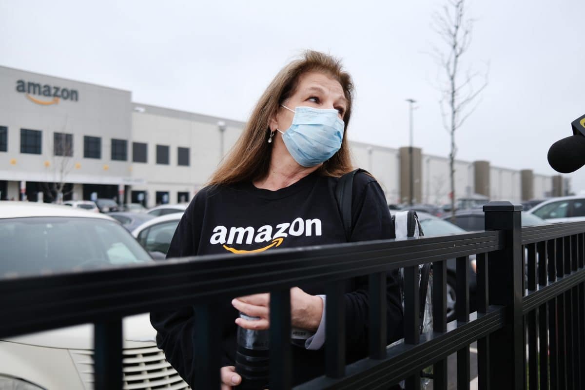 Amazon wird wegen schlechtem Umgang mit Mitarbeitern kritisiert