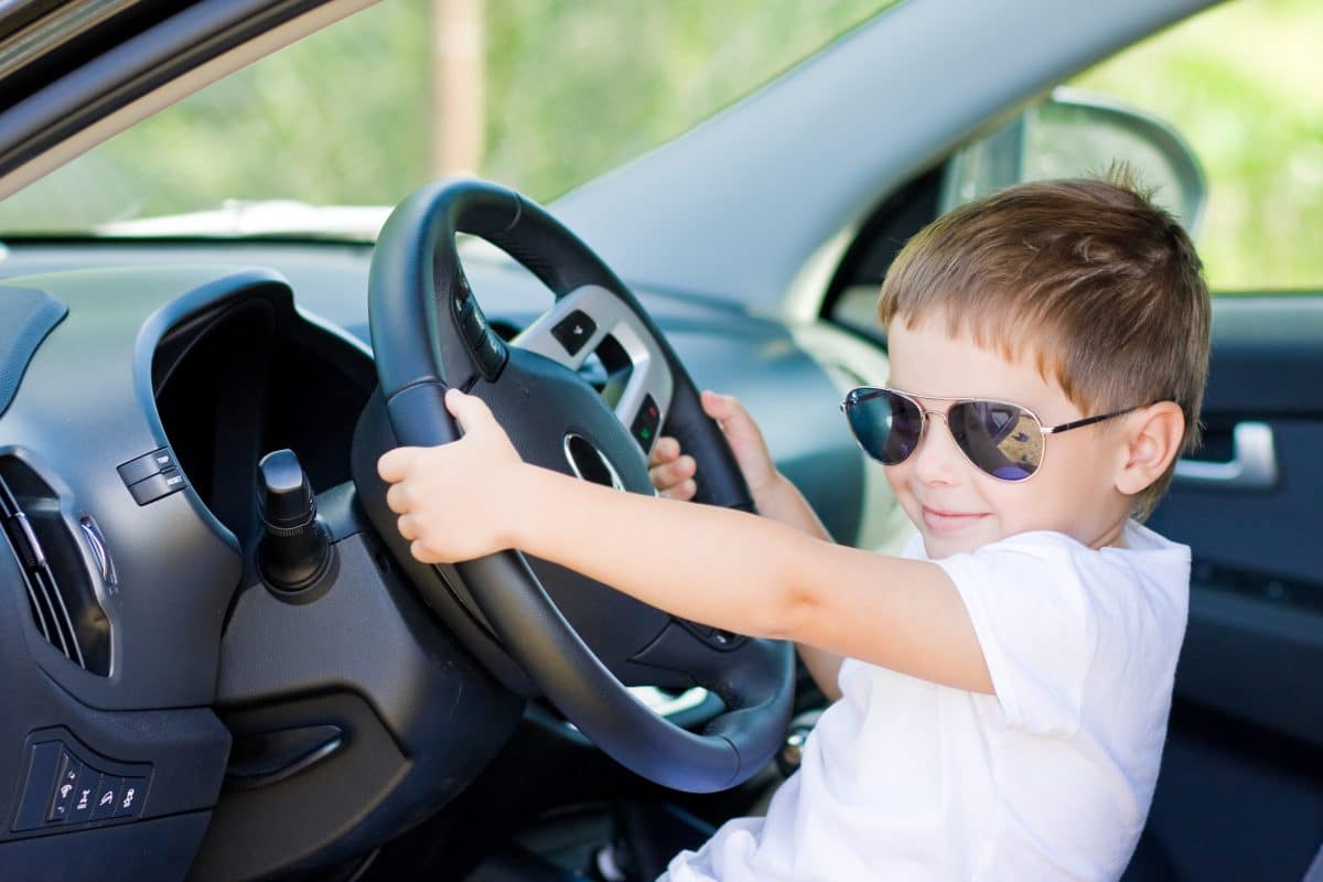 5-Jähriger fährt mit Auto seiner Eltern auf US-Highway