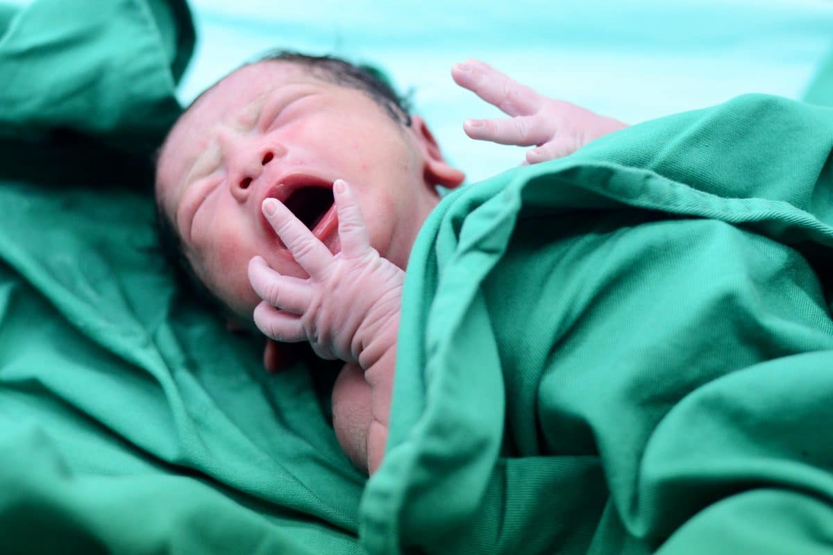 Baby in Russland mit Coronavirus geboren