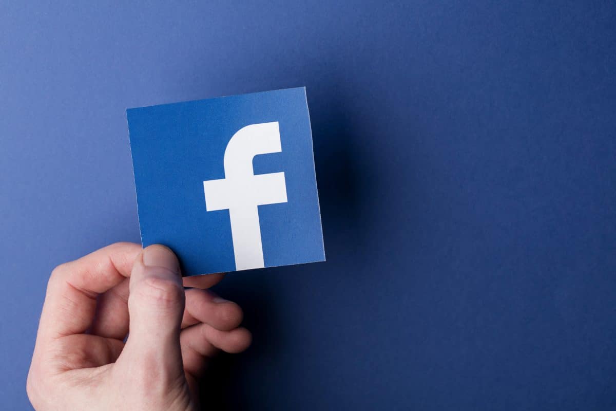 Facebook ermöglicht eigene Plattform für Online-Shops