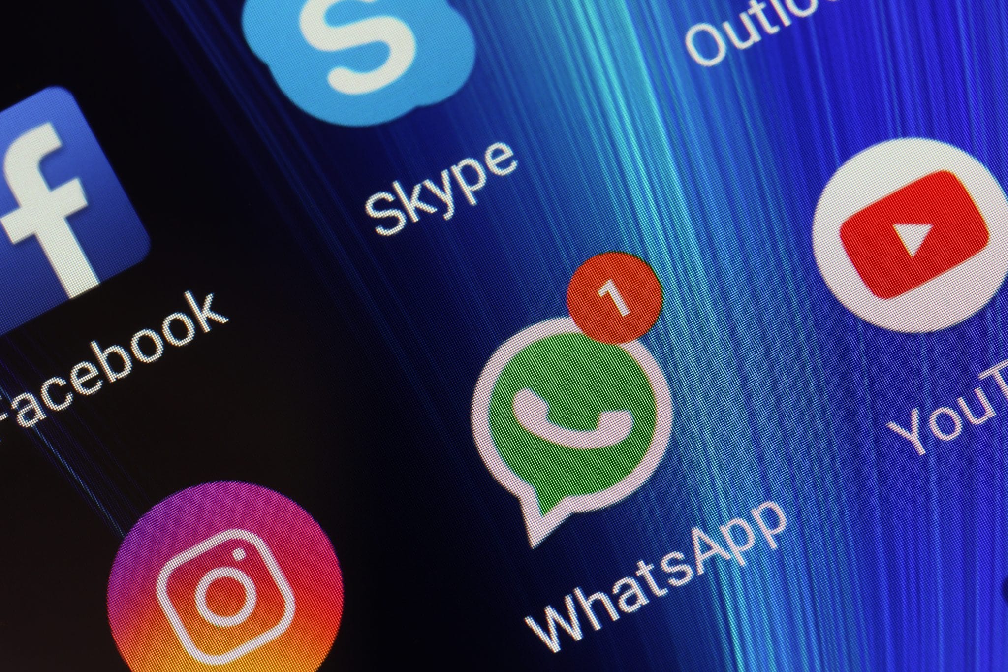 WhatsApp und YouTube funktionieren nicht mehr: Fehler im ...