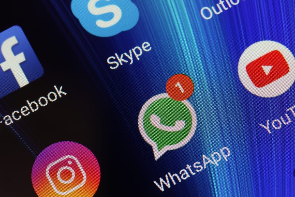 WhatsApp und YouTube funktionieren nicht mehr: Fehler im App Store