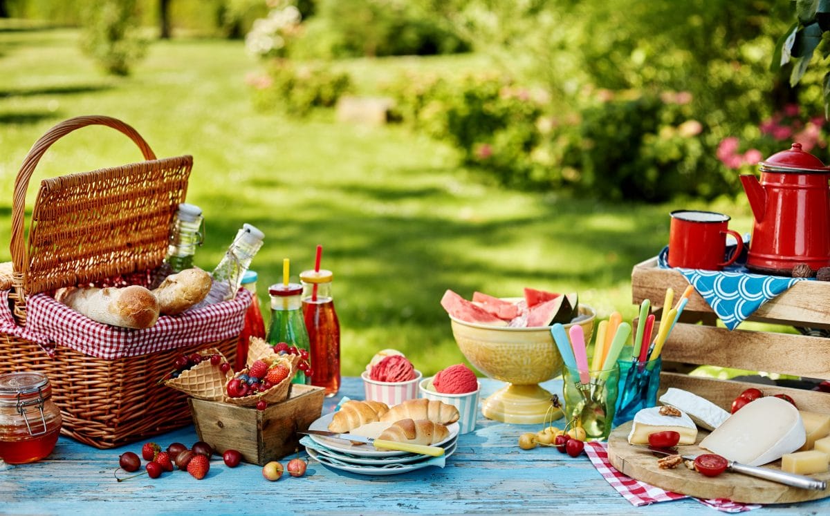 Die 5 besten Rezepte für ein sommerliches Picknick