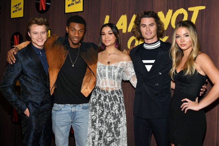 "Outer Banks": Diese Stars daten sich auch im echten Leben