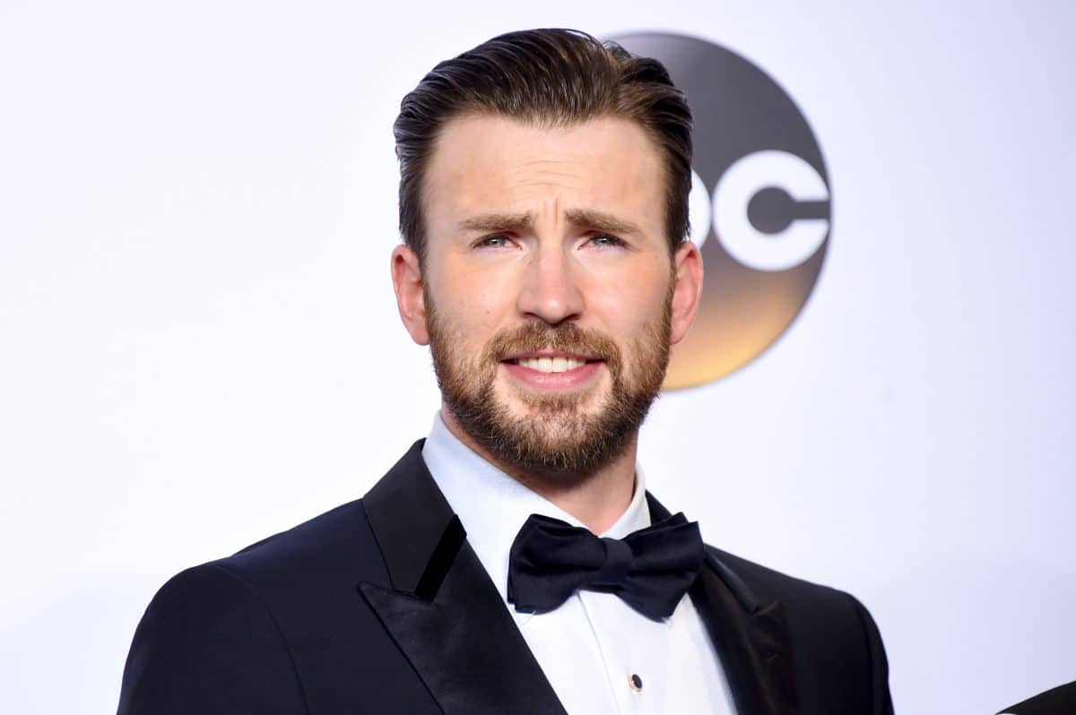 Sind Chris Evans und Lily James ein Paar?