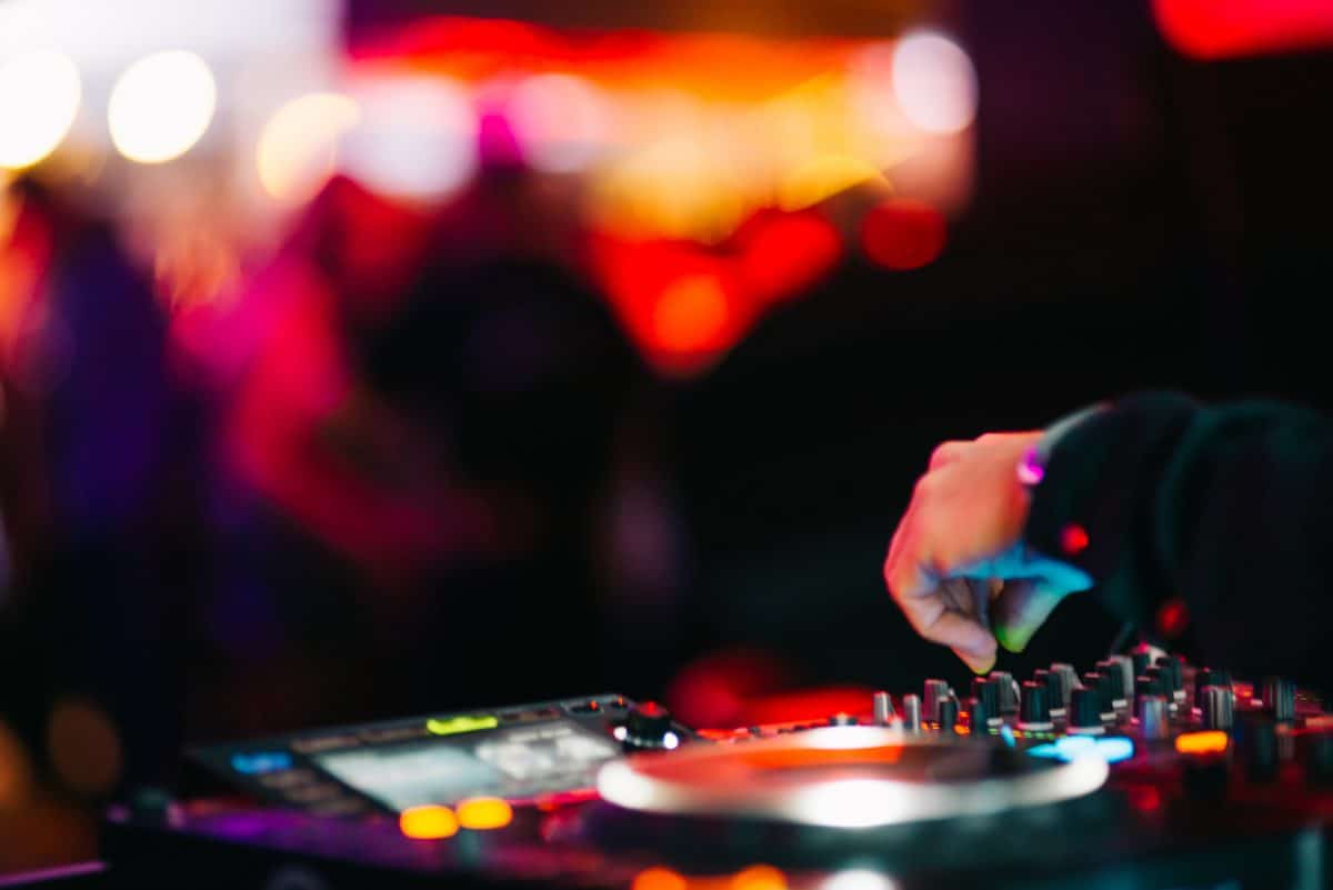 Geplante Corona-Lockerung für Nachtclubs verschoben