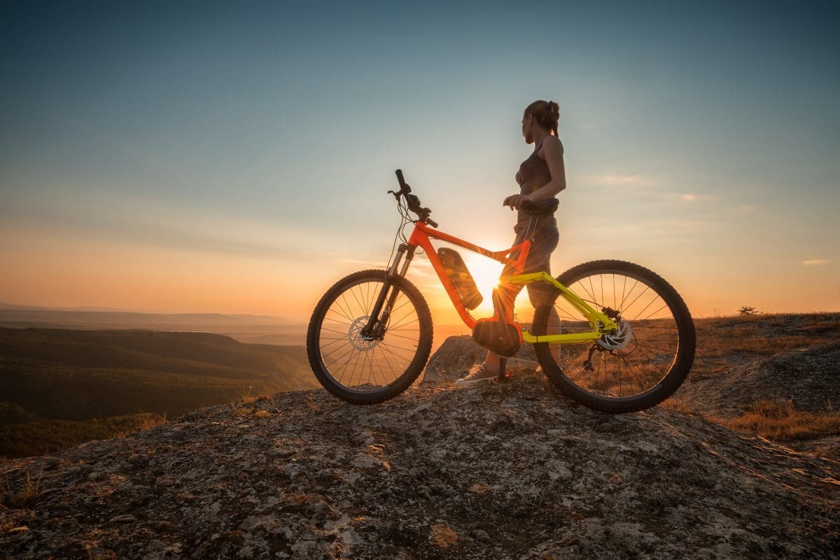 E-Bike-Werbung spielt auf Klimawandel an und wird in Frankreich verbannt