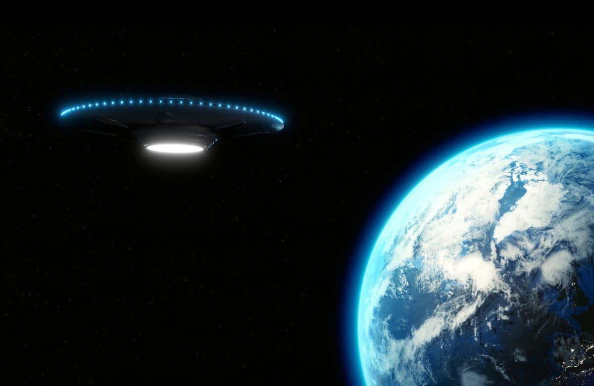 Mysteriös: NASA-Aufnahmen zeigen UFO bei der ISS-Raumstation