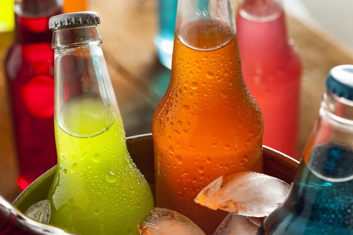Mit diesen 5 Tipps kannst du deine Getränke im Sommer schneller kühlen