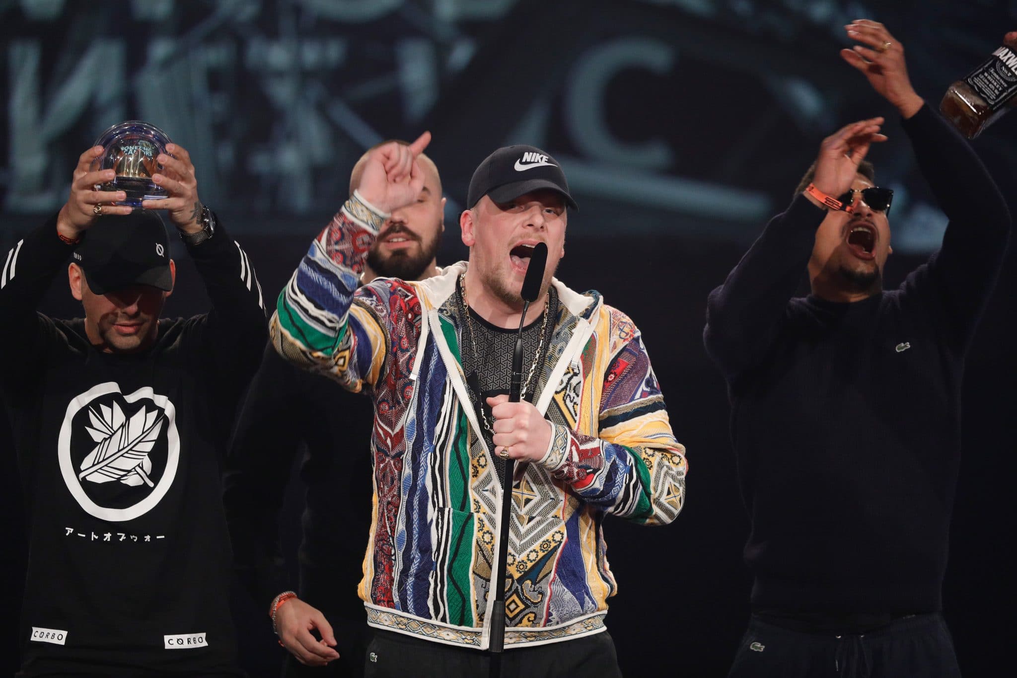 heutzutage k nnen frauen nix shitstorm f r rapper bonez mc heutzutage k nnen frauen nix shitstorm f r rapper bonez mc