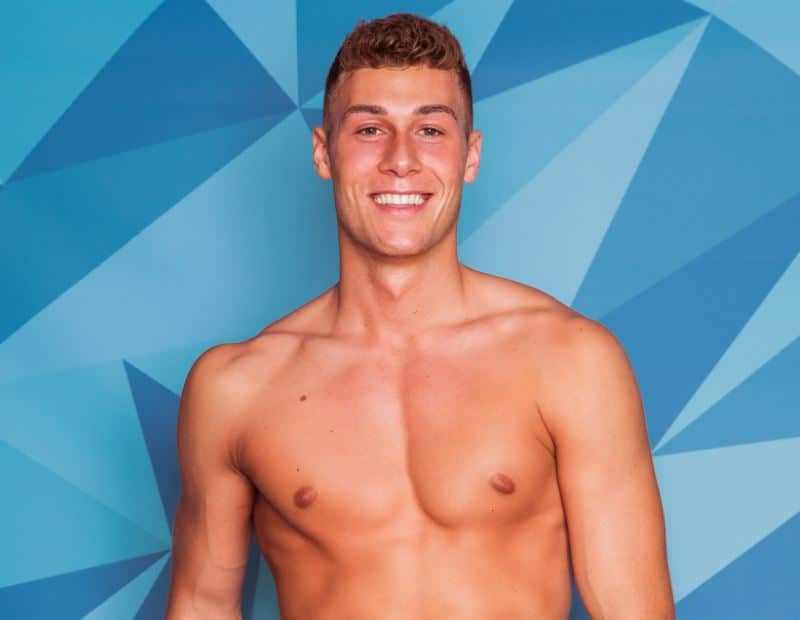 „Love Island“: Kandidat Giulio kollabiert vor laufender Kamera