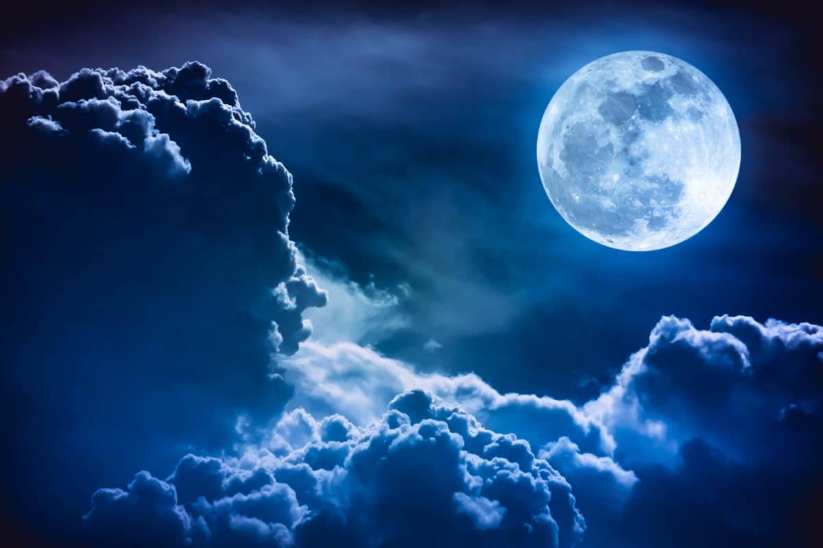 Diese Sternzeichen beeinflusst der blaue Mond im Oktober am stärksten